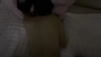 猛操19岁大学生“喜欢被打屁股吗？ 喜欢  求我！”