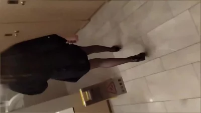 打麻将认识的少妇 老公常年不在家